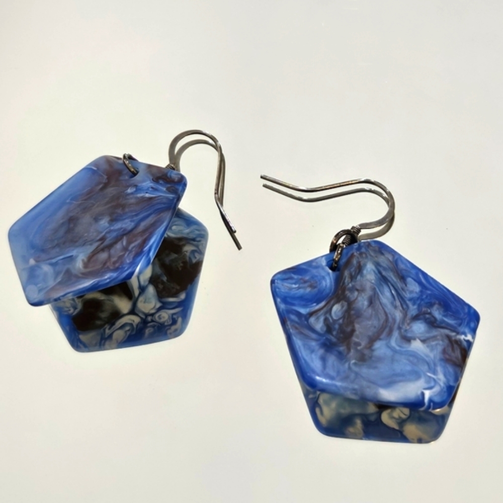 Unique Paint Swirled Earrings - Picture 3 of 4